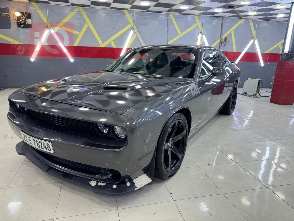 Dodge Challenger